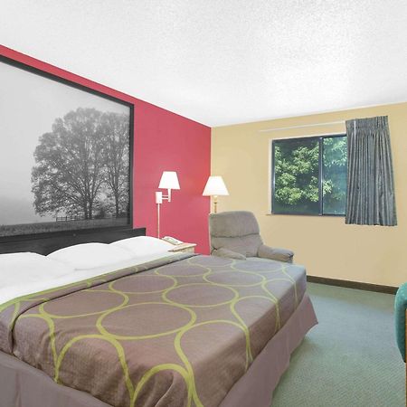 Super 8 By Wyndham Roanoke Va Exterior foto